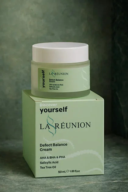 Yağlı ve Karma Ciltler İçin Yüz Kremi Siyah Nokta Karşıtı